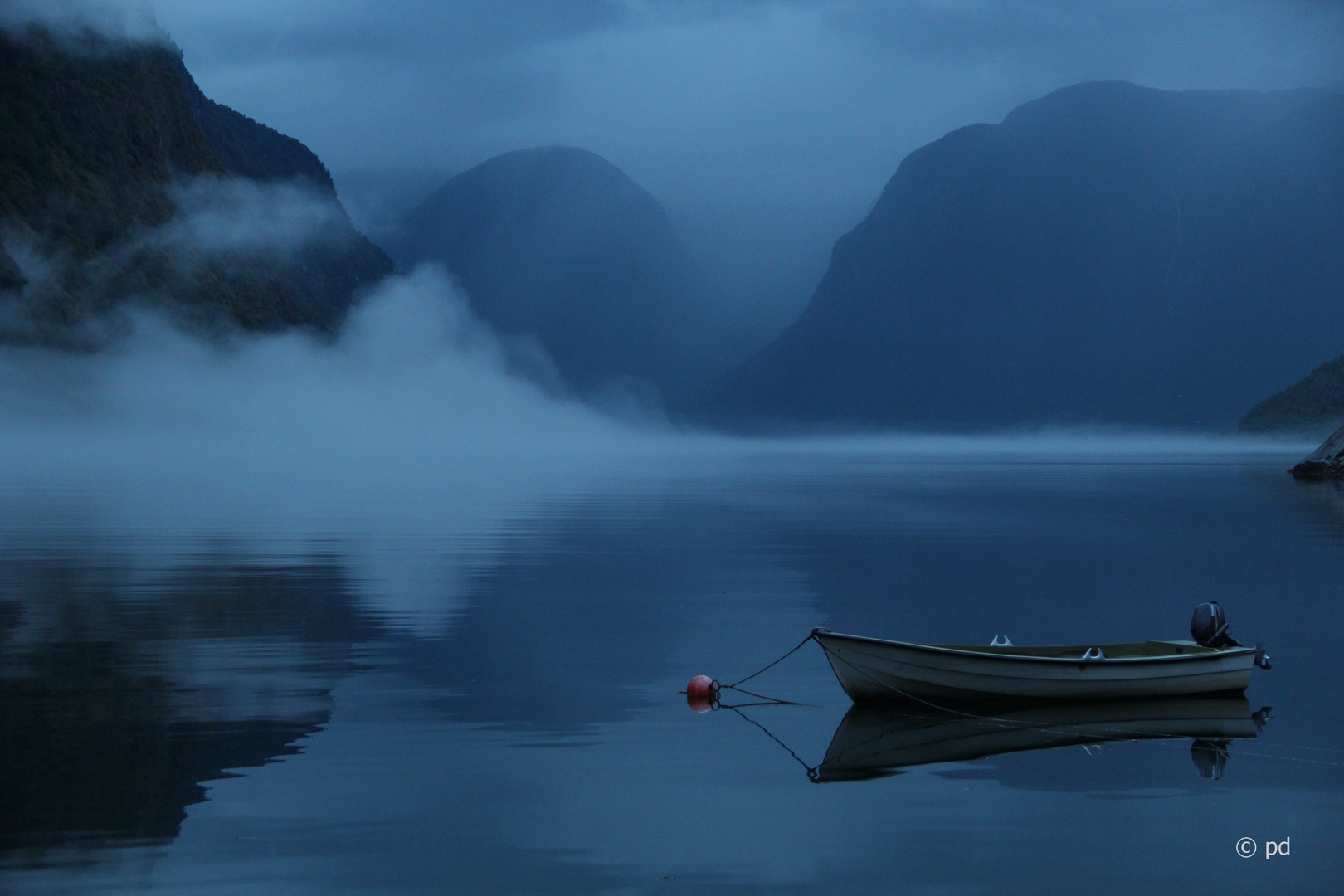 Nachts am Fjord