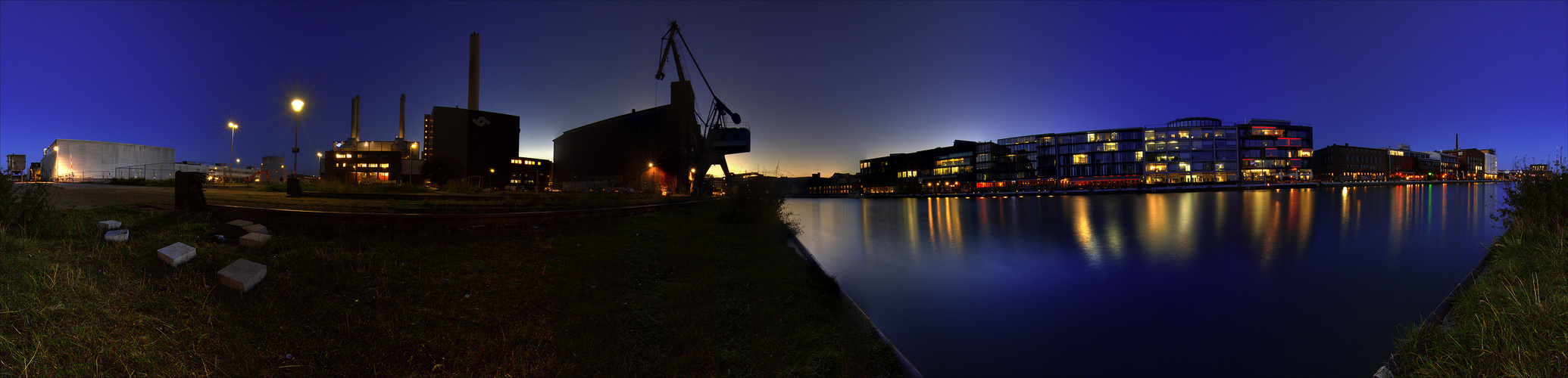 Nachts am Hafen