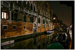 Nachts am Kanal