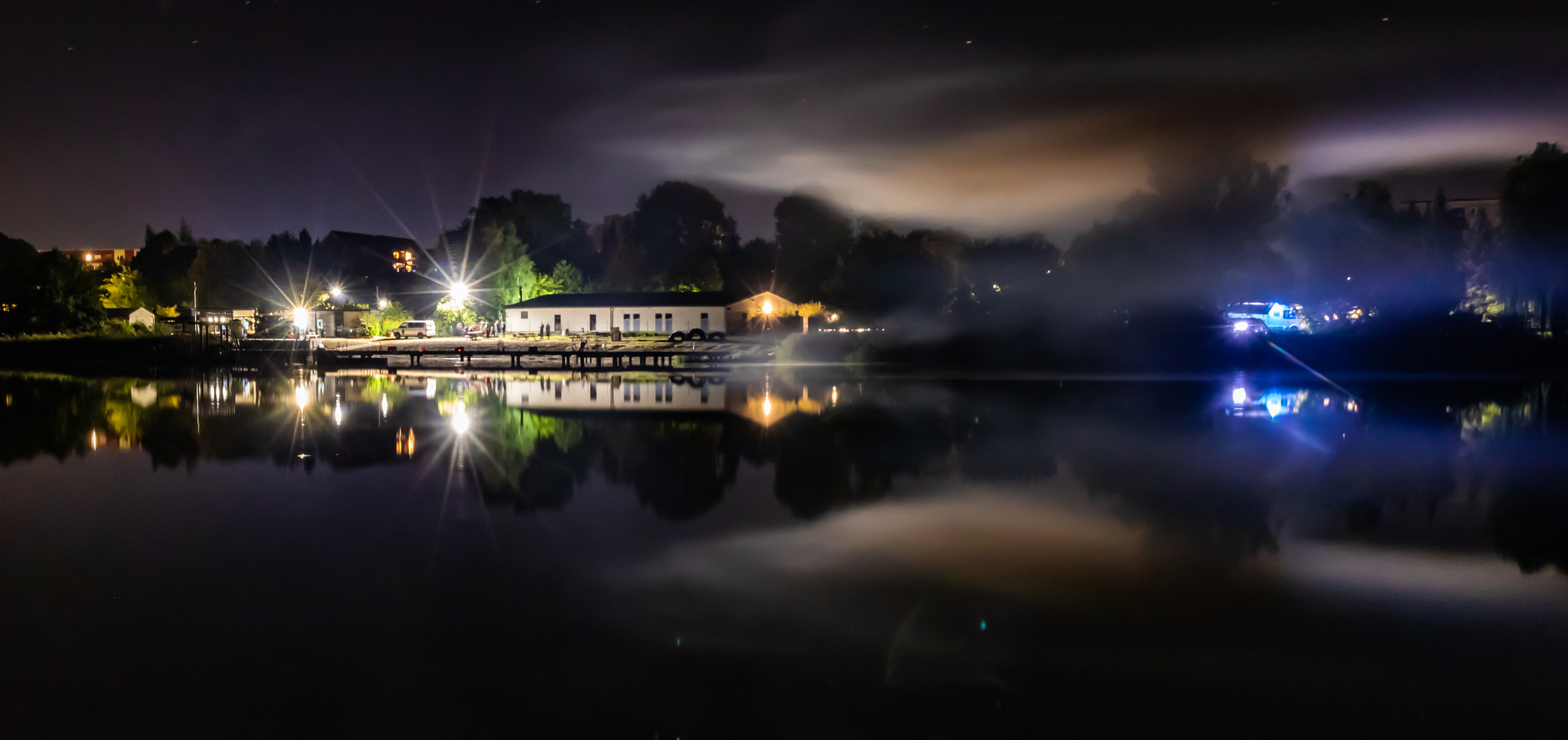 nachts am Ploggensee in Grevesmühlen