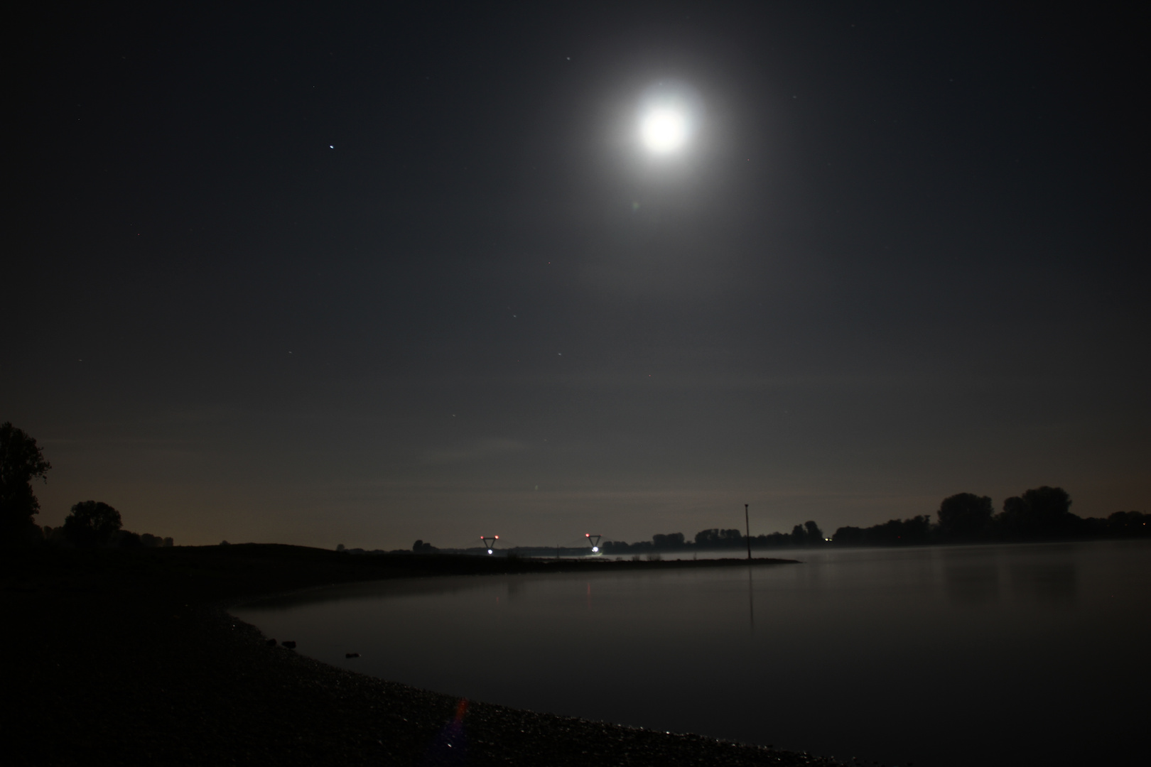 Nachts am Rhein 1