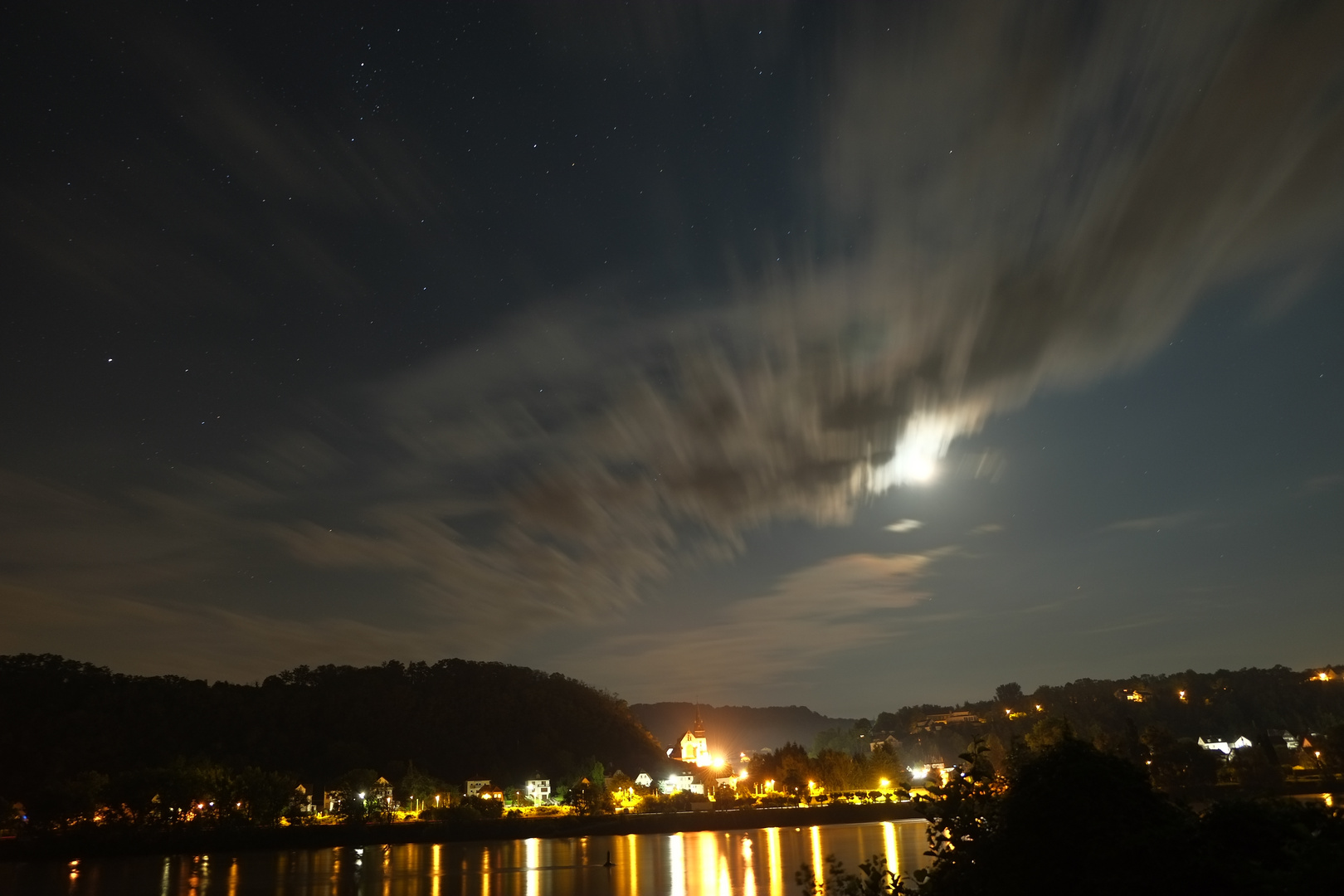 Nachts am Rhein