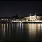 Nachts am Rhein in Basel