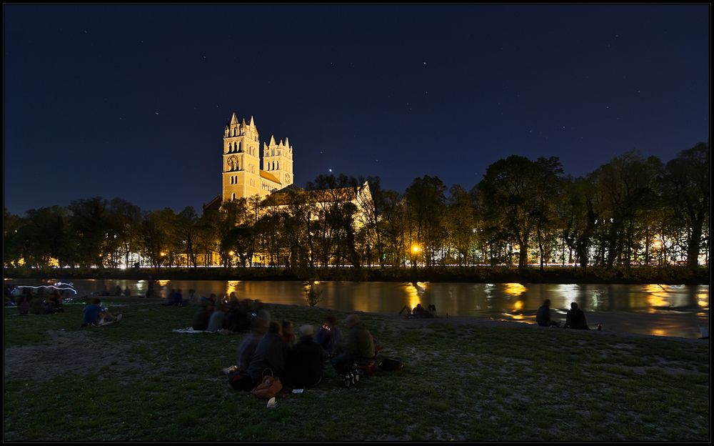 Nachts an der Isar