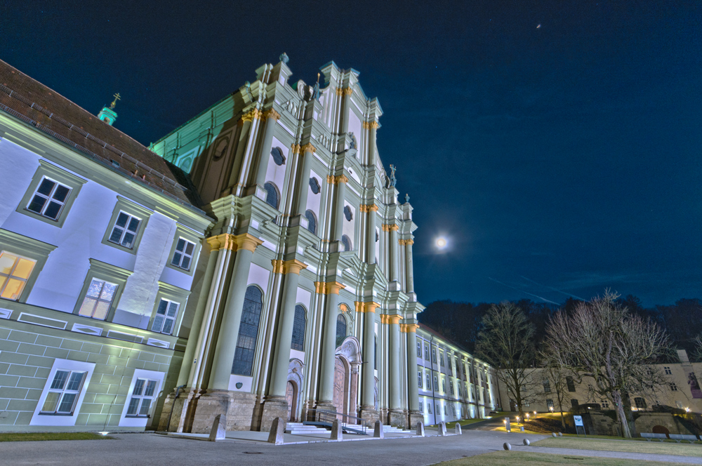 Nachts an der Kosterkirche