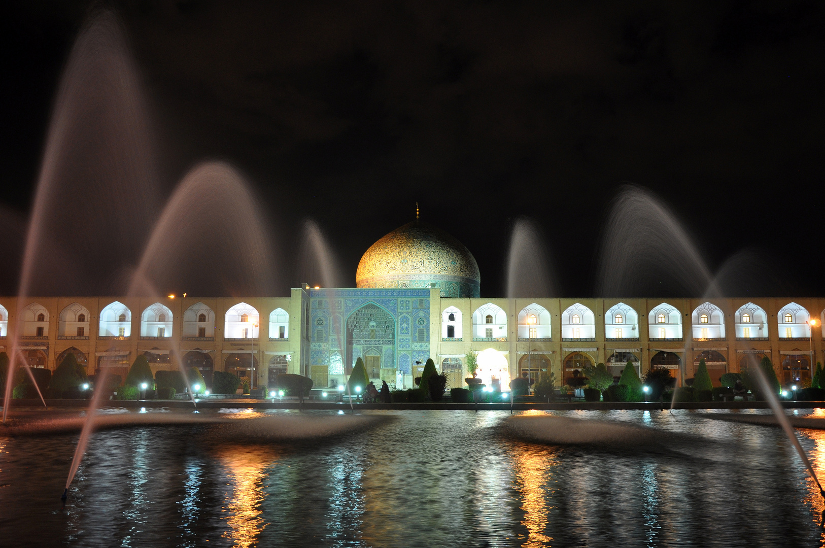 Nachts an der Lotfullah-Moschee (Isfahan)