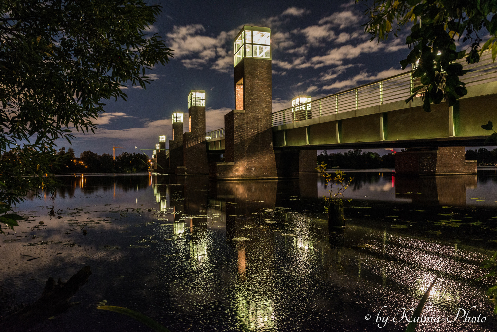 Nachts an der Spandauer-See-Brücke
