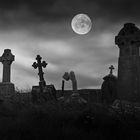 Nachts auf dem Friedhof