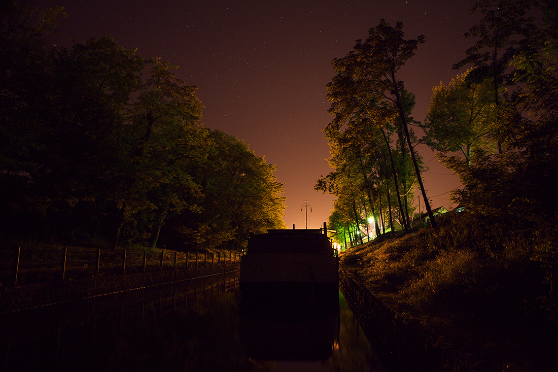 Nachts auf dem Kanal I