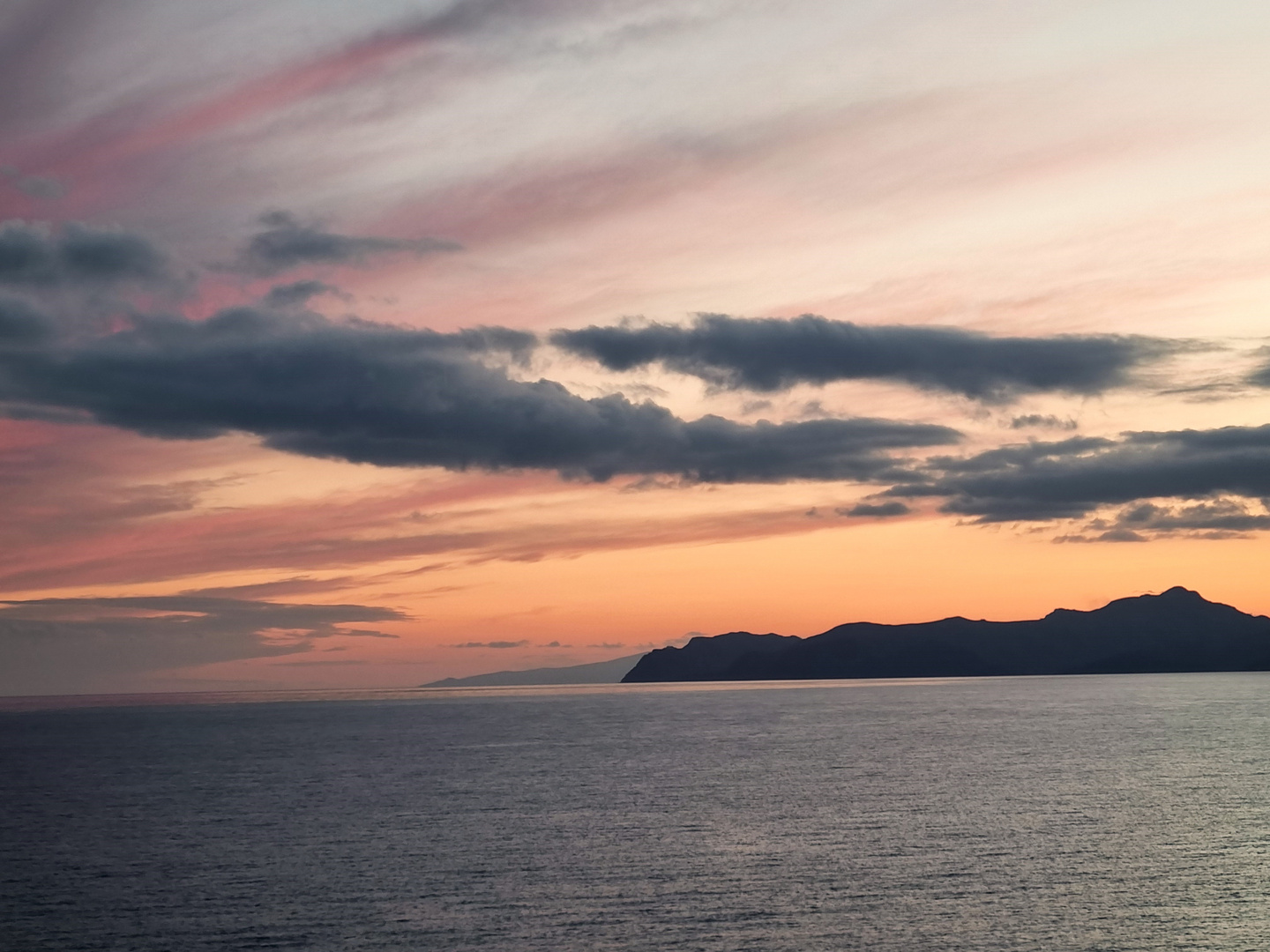 Nachts auf dem Meer 2