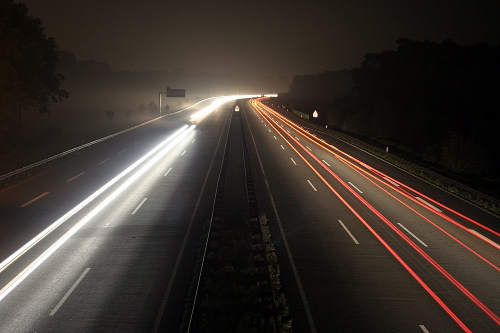 Nachts auf der A2