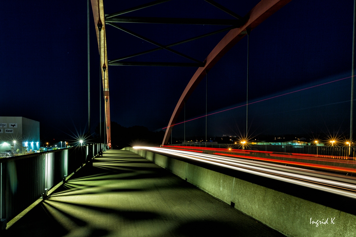 nachts auf der Brücke 