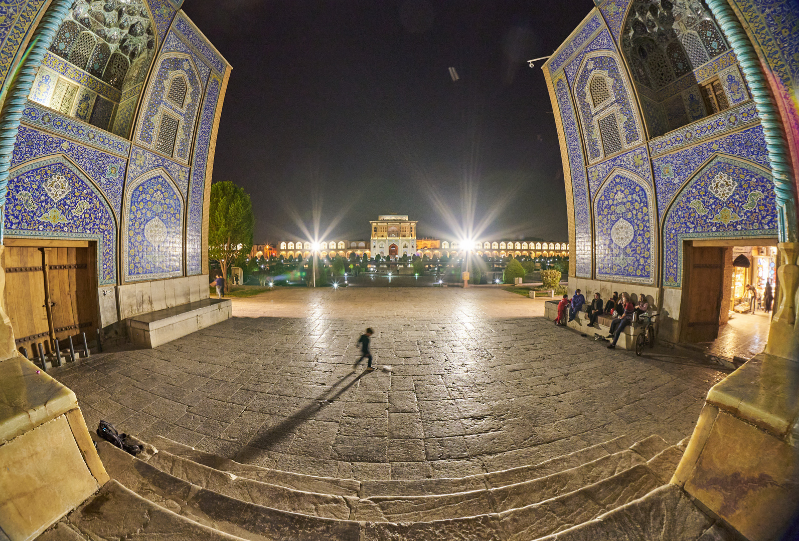 Nachts auf Maydan e Imam in Isfahan