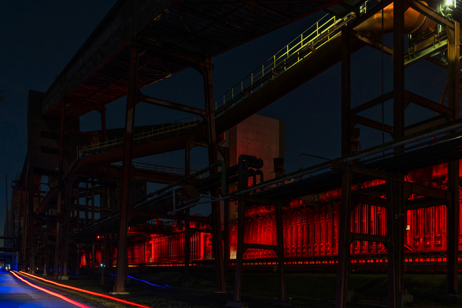 nachts auf Zollverein in der Kokerei unterwegs