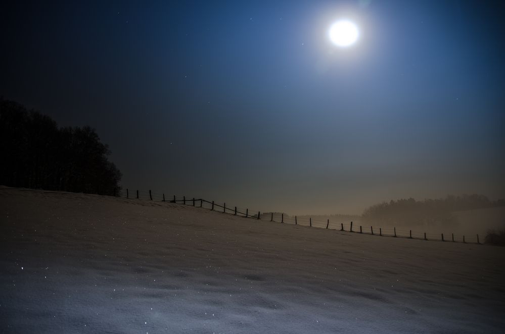 Nachts bei Vollmond und -7 Grad im Bergischen Land