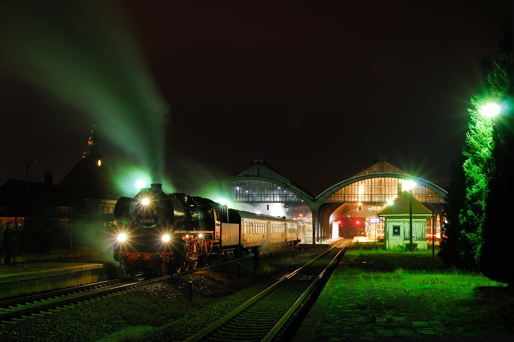 Nachts im Bahnhof Görlitz