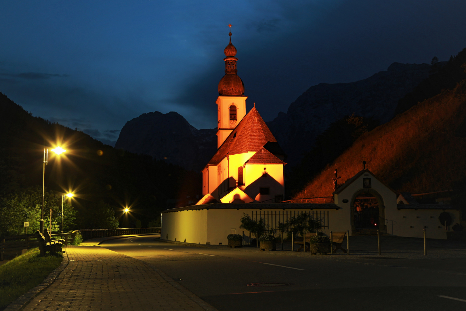 Nachts im Bergsteigerdorf Ramsau