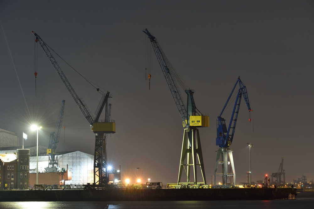 Nachts im Hamburger Hafen...