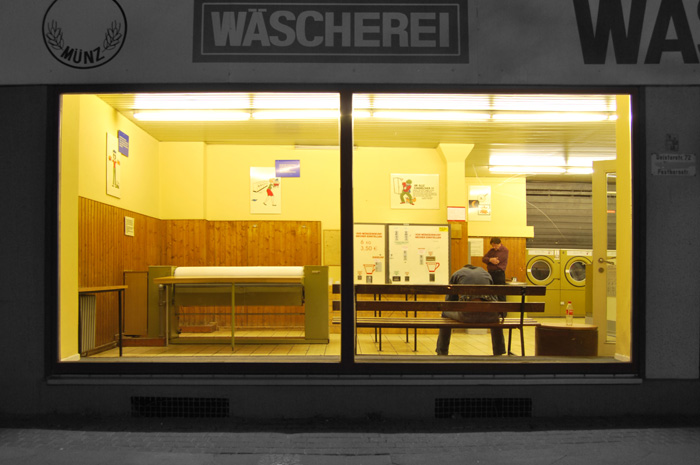 Nachts im Waschsalon / Hannover Linden