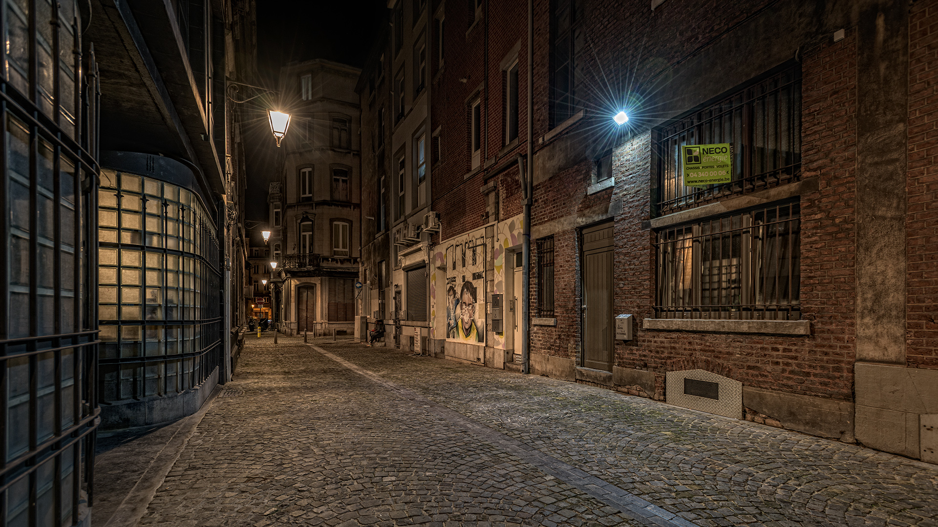 Nachts in den Gassen von Liège