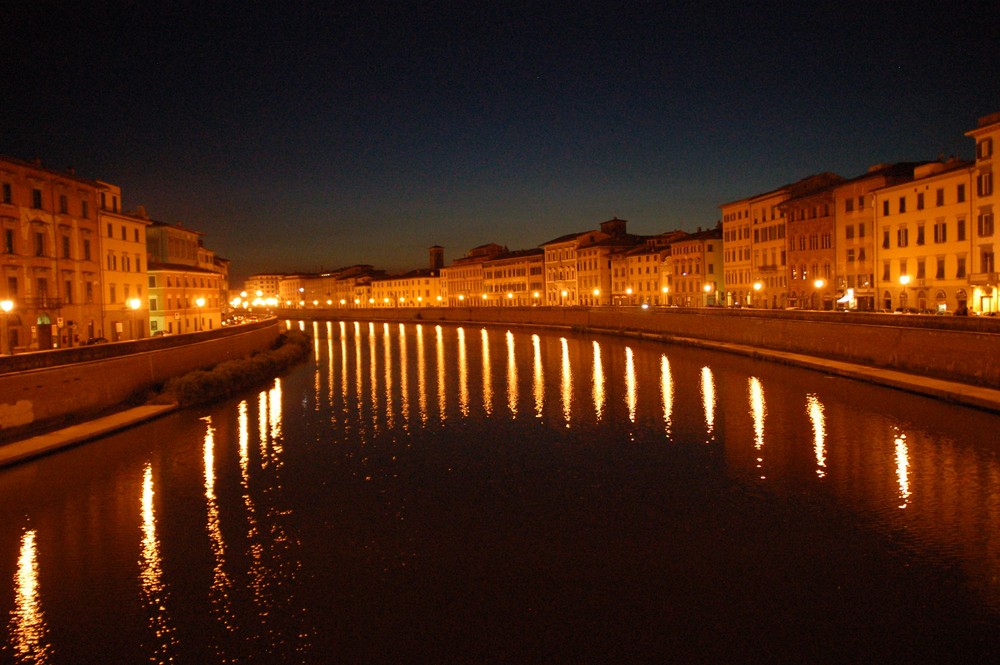 Nachts in Pisa