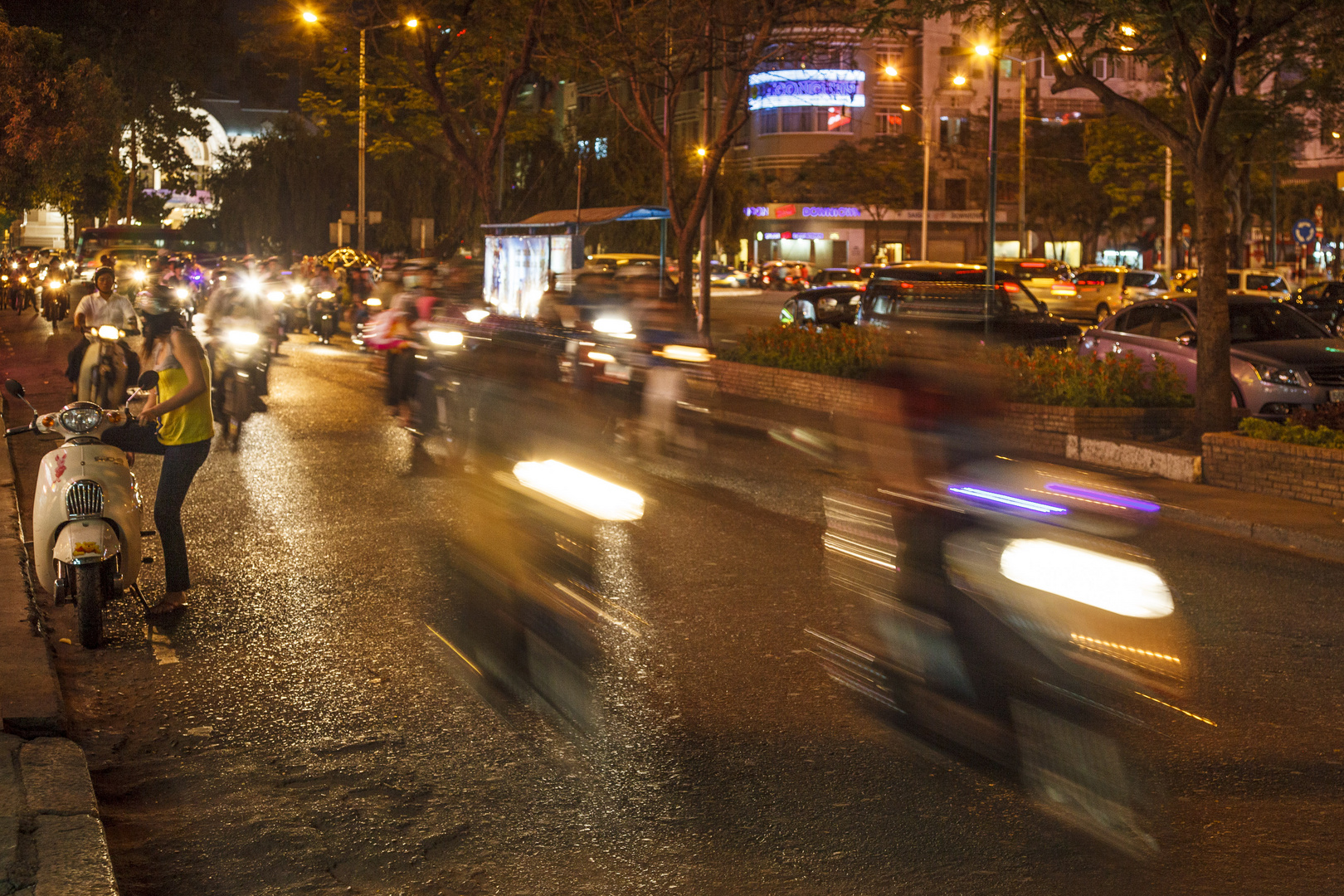 Nachts in Saigon