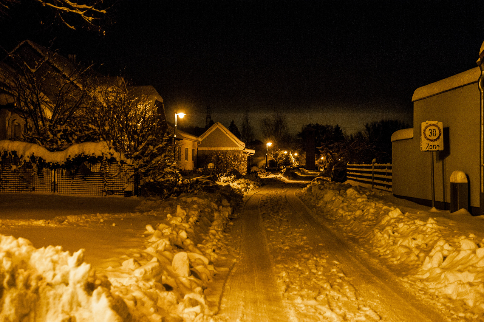 Nachts nach dem Schneefall