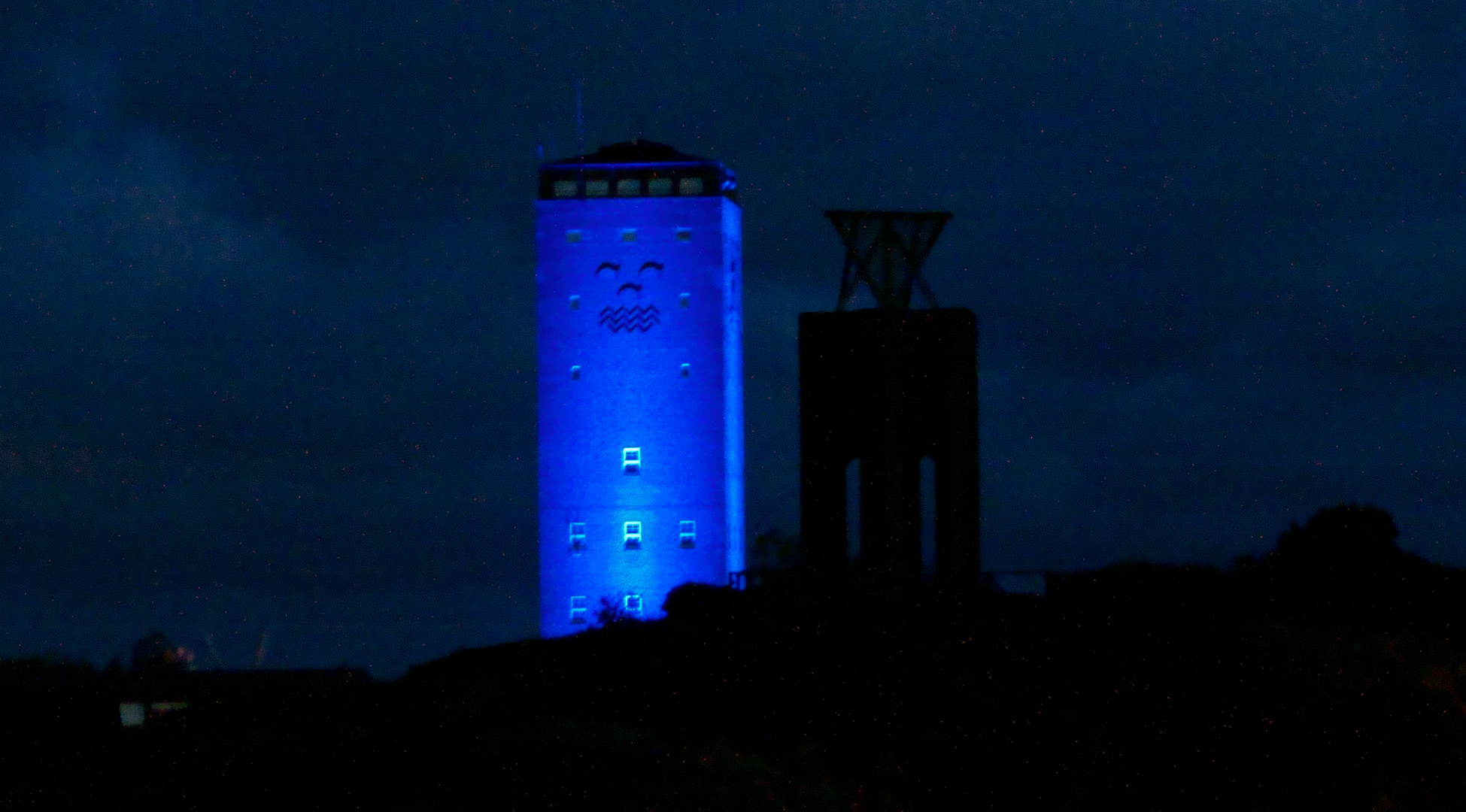 Nachts sind alle Katzen grau - aber nicht der Wasserturm auf Norderney