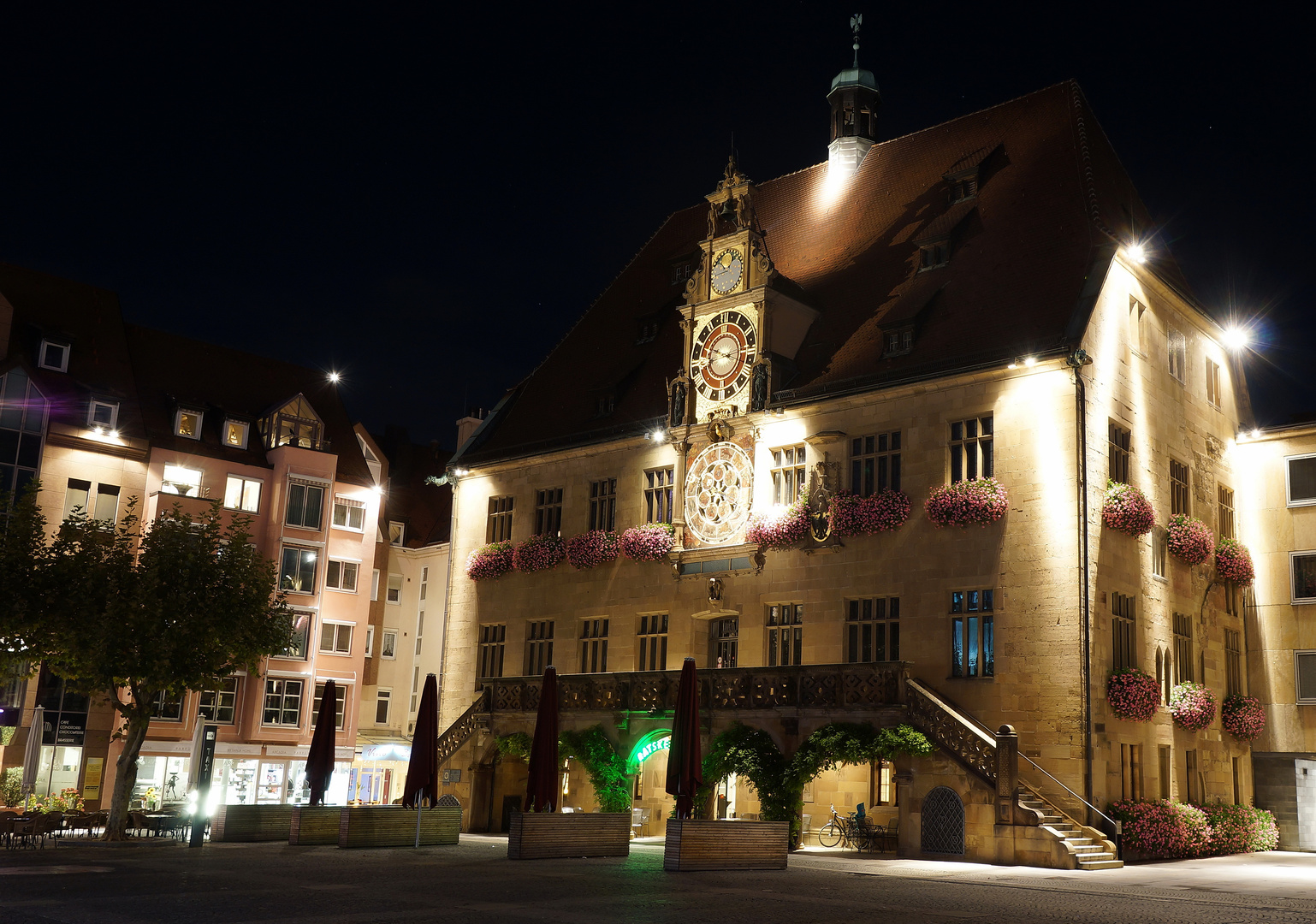 Nachts unterwegs ums Heilbronner Rathaus