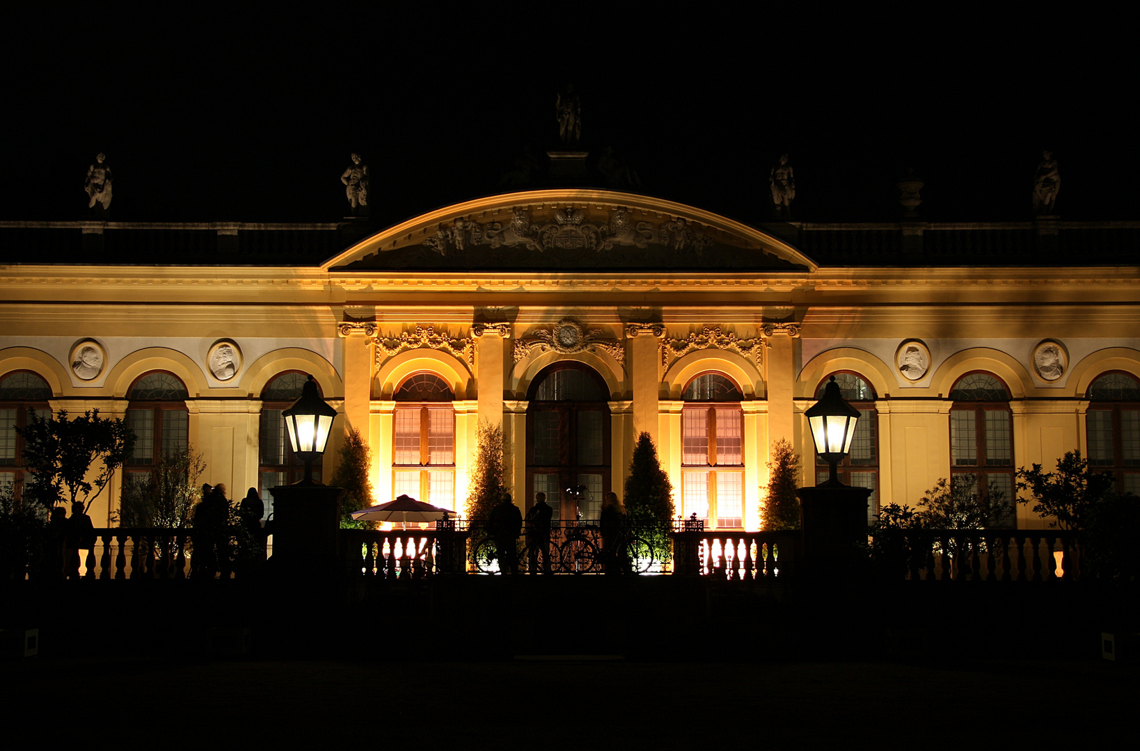 Nachts vor dem Museum