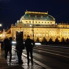 Nachts vor dem Nationaltheater