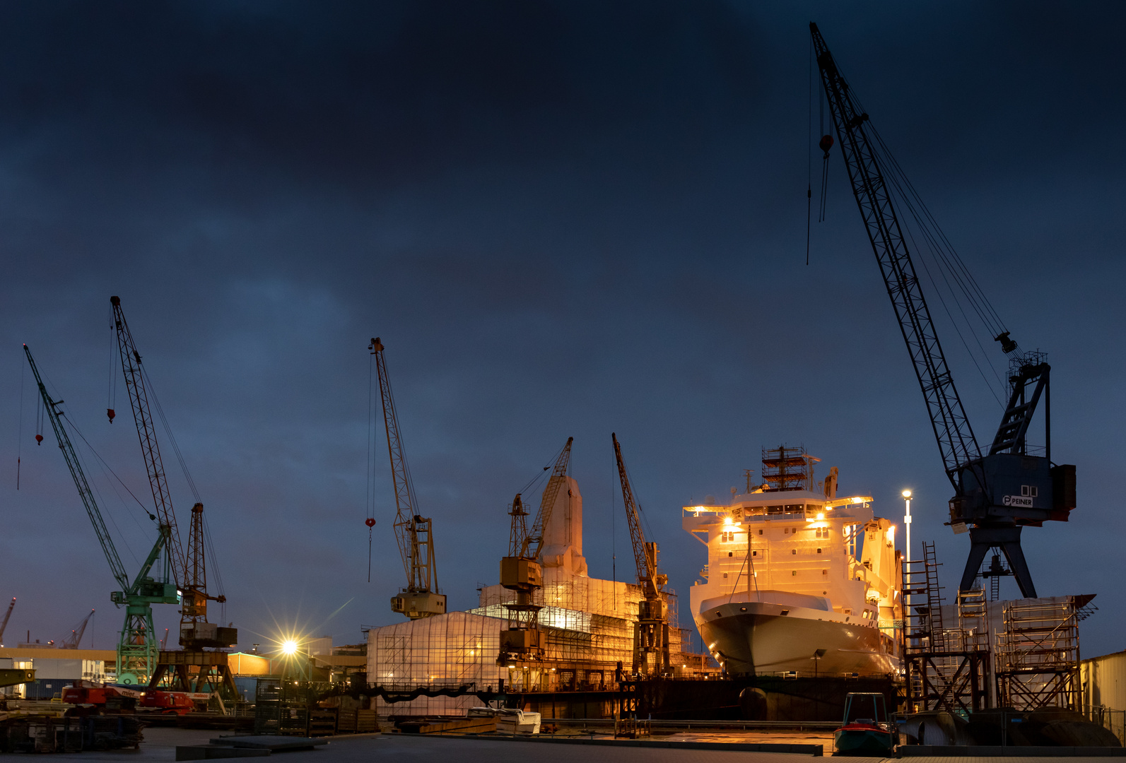 Nachtschicht auf der Norderwerft