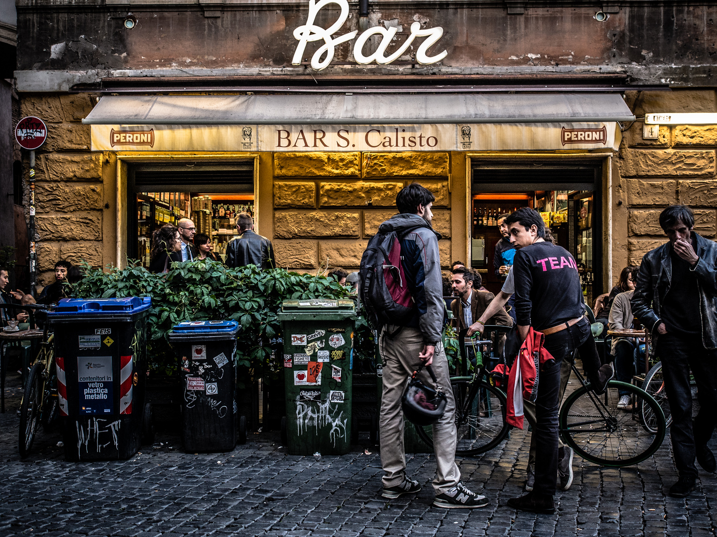 Nachtschwärmer al Bar San Calisto