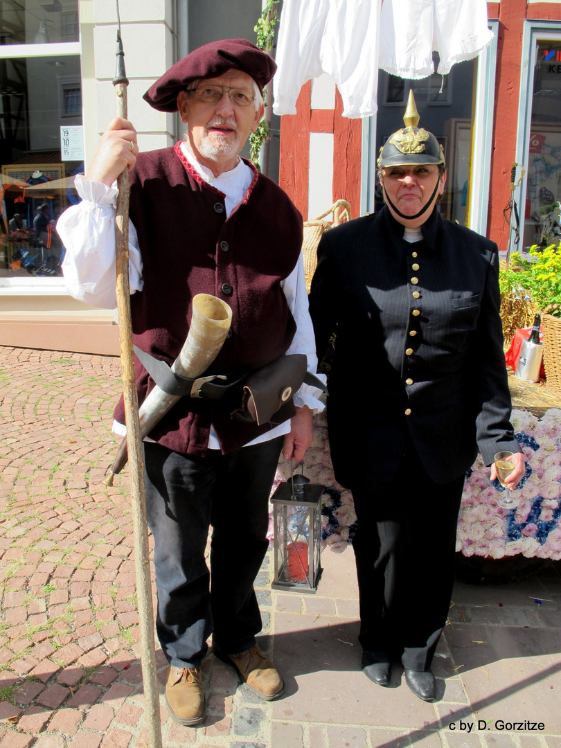 Nachtwächter und Gendarm !