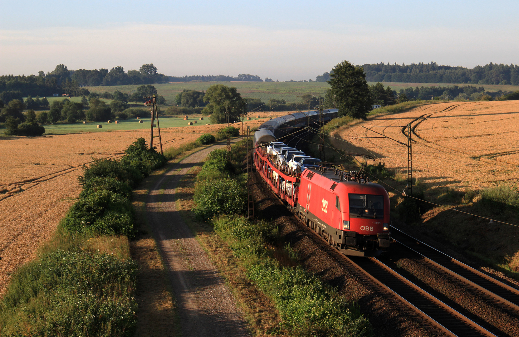 Nachtzug am Morgen