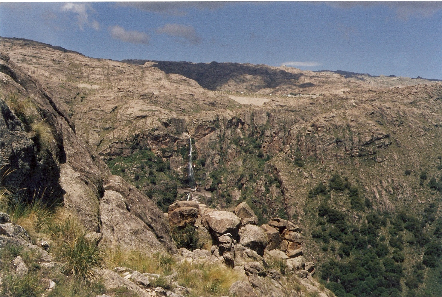 NACIMIENTO RIO MINA CLAVERO ( II )