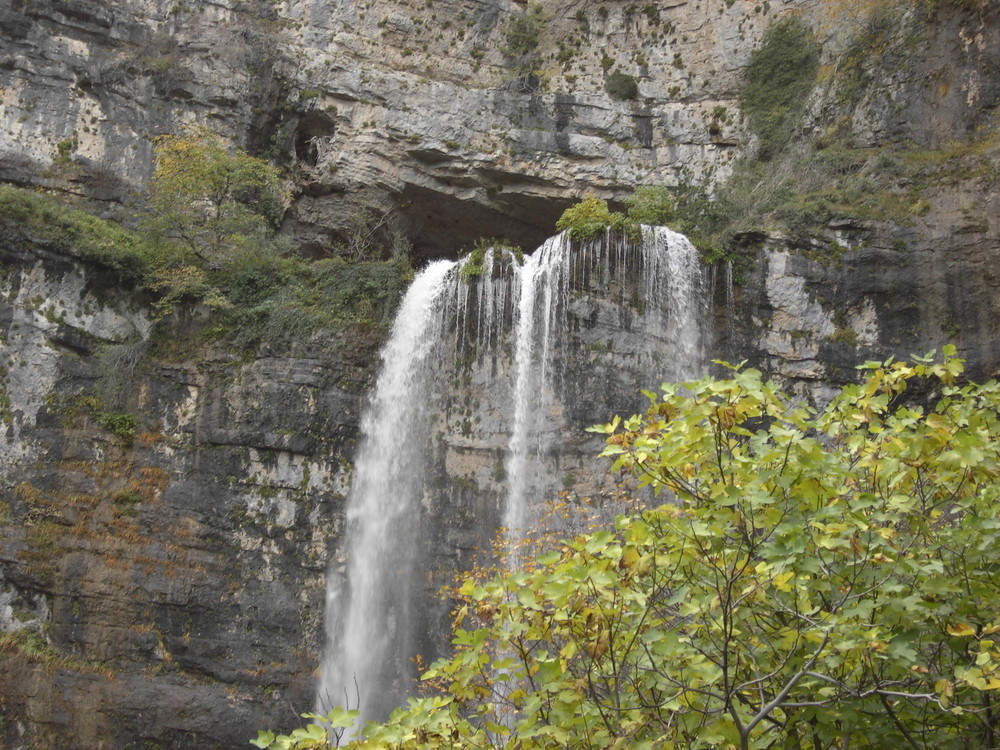 NACIMIENTO RIO MUNDO