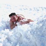 Nackt im Schnee