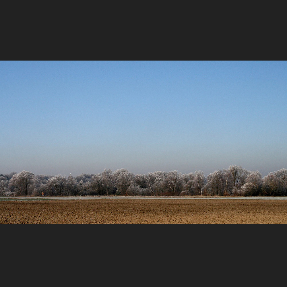 nackte schwäbische flußlandschaft