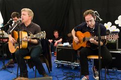 Nada Surf Acoustic Live (15.07.12)