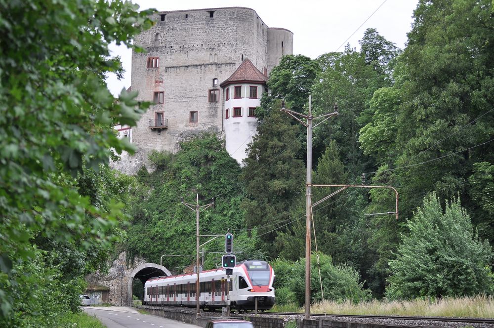 Nadelöhr Schloss Angenstein