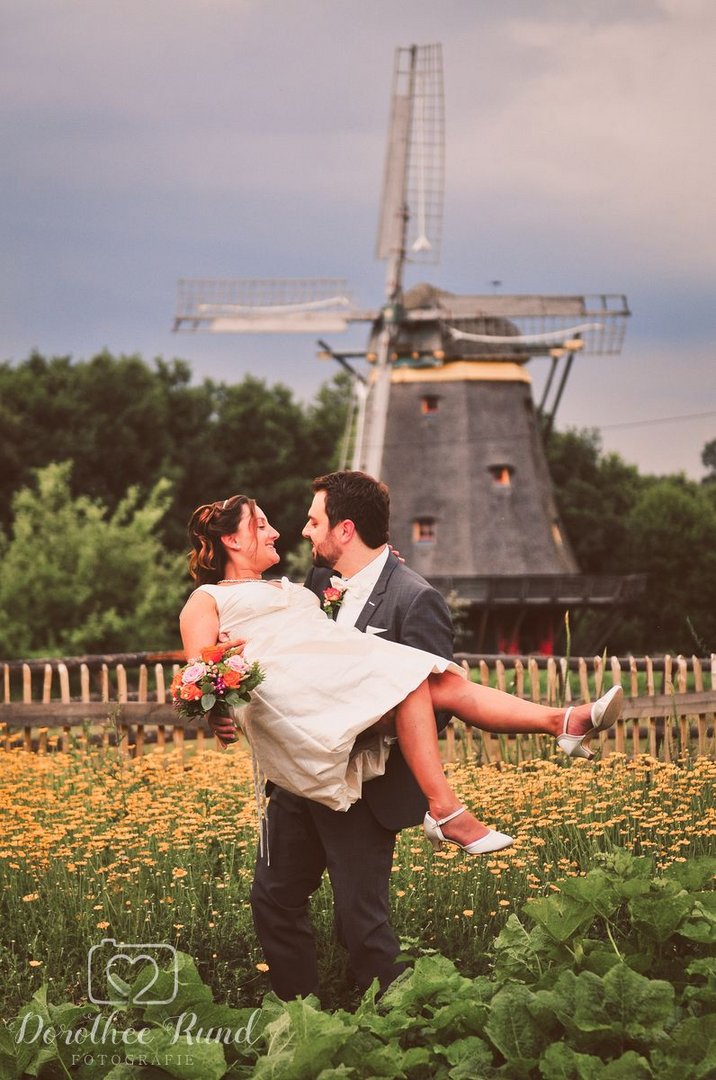 Nadine & Chris Hochzeit im Hessenpark