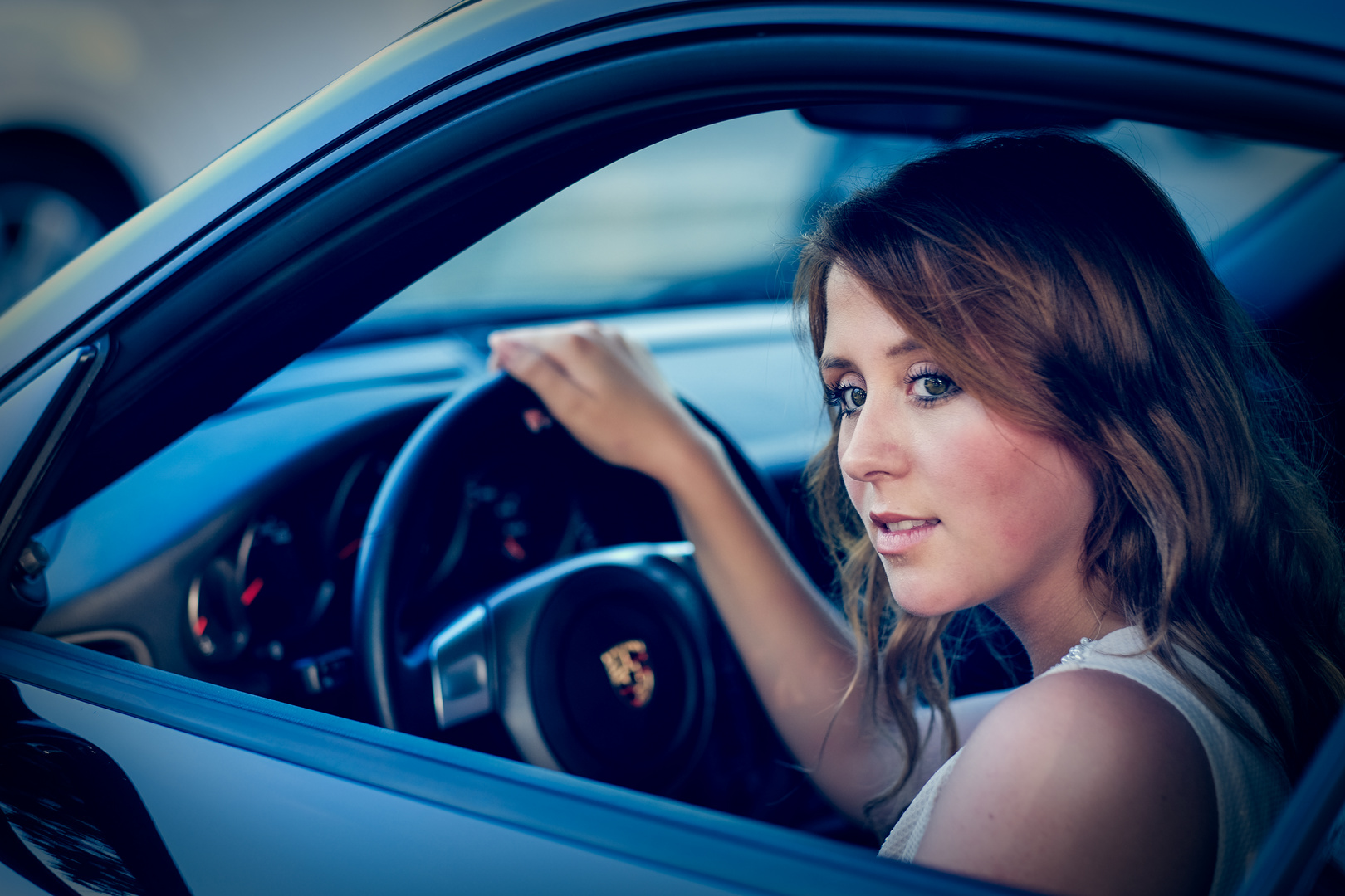 Nadja driving Porsche 911