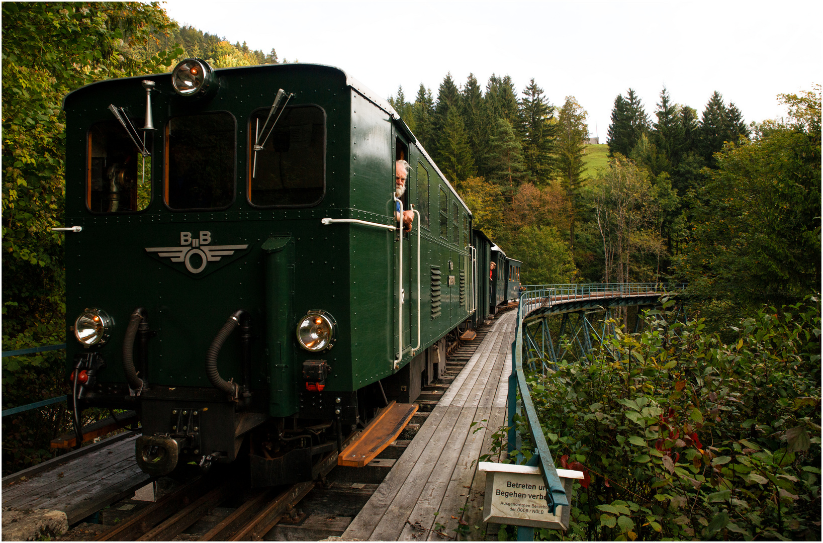 "Nächster Halt" Hst Hühnernest