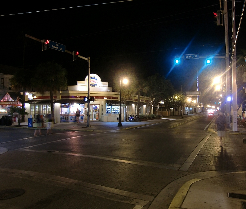 Nächtens auf der Duval-Street in Key West