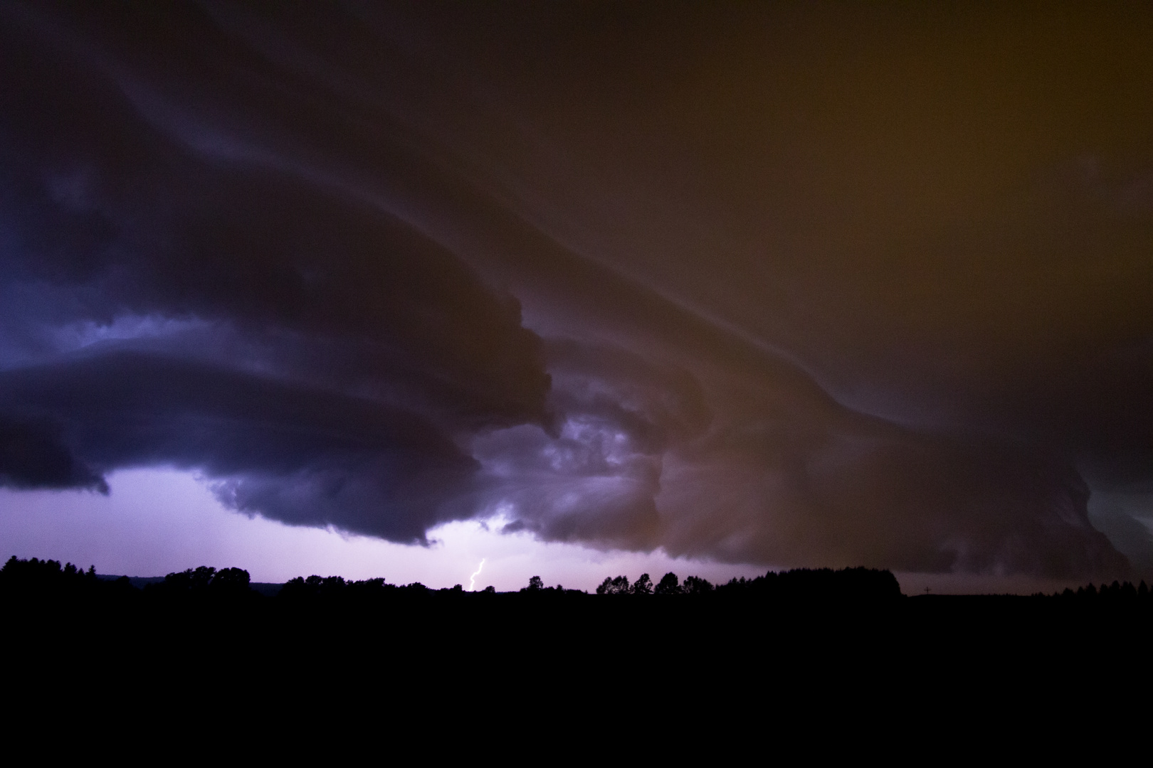 Nächtliche Gewitterfront, Oberschwaben, 23.8.2012