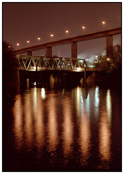 Naechtliche Koehlbrandbruecke