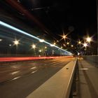 Nächtliche Lichtsternenallee für Strassenbahn