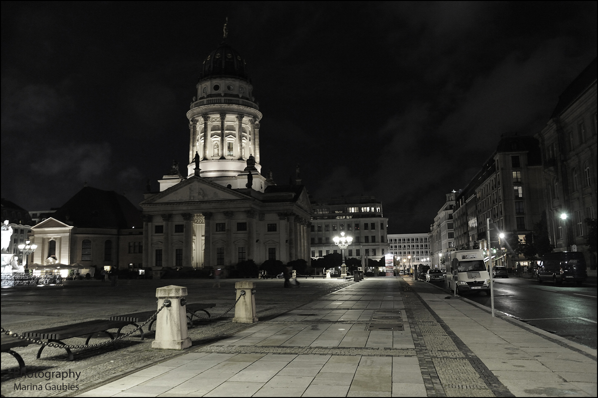 nächtliche Pause am Gendarmenmarkt