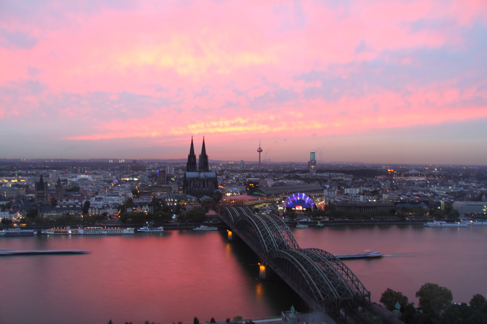 Nächtliche Tour durch Cologne